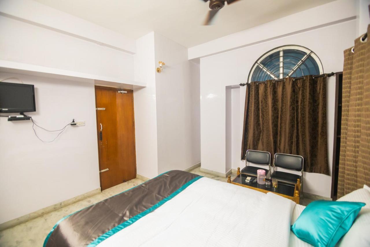Hotel Sp Grand Karur  エクステリア 写真
