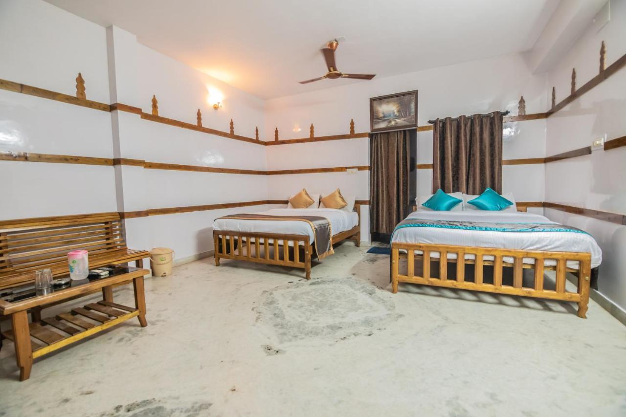 Hotel Sp Grand Karur  エクステリア 写真